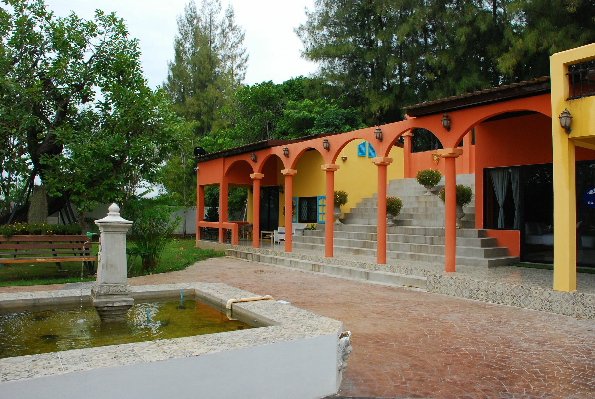 Phutara Accomodation Cha-Am Exterior foto